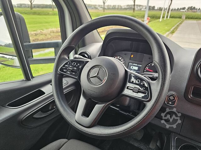 Bakwagen MERCEDES-BENZ SPRINTER 315 Bakwagen Laadklep!