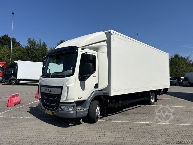 Koffer DAF LF 230 FA / 12 Ton / 217 dkm / Navi - Camera / ...