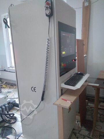 Centru de prelucrare AES Vega Ultra 3X