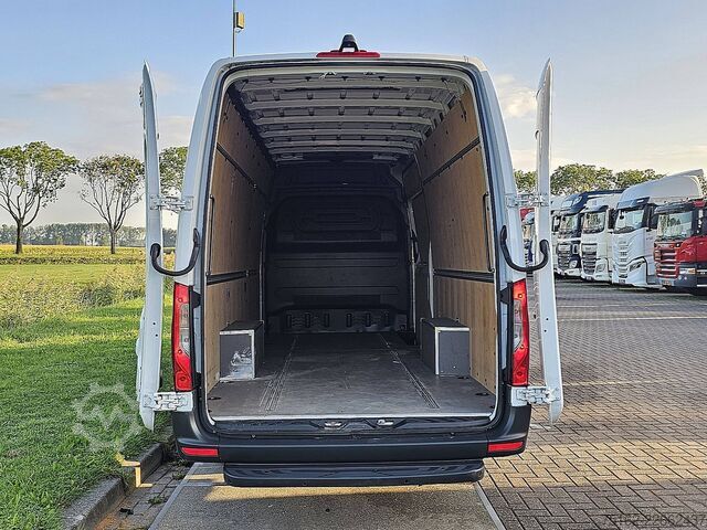 Bestelauto MERCEDES-BENZ SPRINTER 317 L4H2 MBUX10 EU6