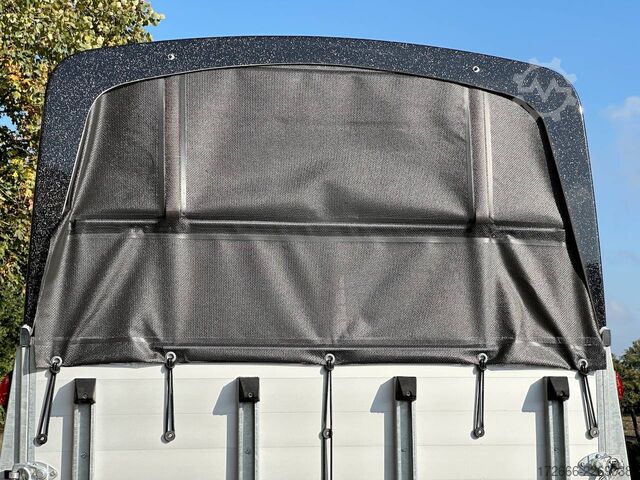 Paardentransportaanhanger Humbaur XANTHOS 2400 | BLACK