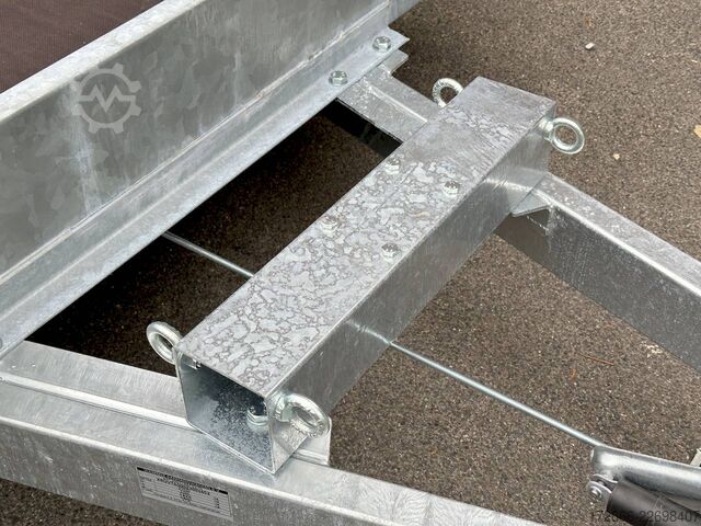 Aanhangwagen voor zwaar materieel Vlemmix VTA 300X150X34CM 2700KG BAUMASCHINENANHÄNGER