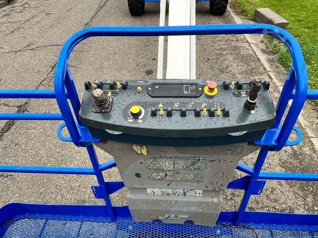 Platforma robocza teleskopowa JLG 460SJ