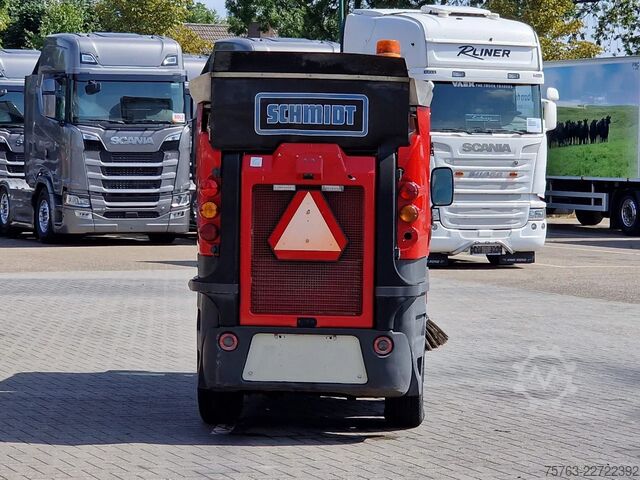 útseprő gép Schmidt Swingo 200 + - 4 wheel steering - Dutch Registr...