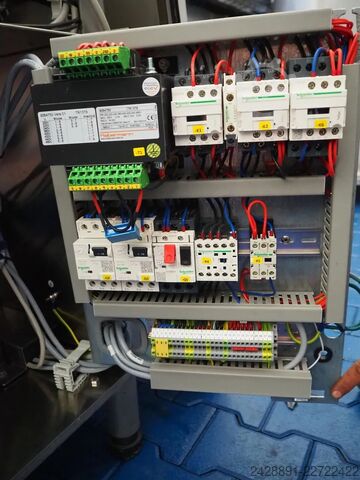Vakuum-Füllmaschine mit Flügelzellenpumpe HANDTMANN VF 608 plus