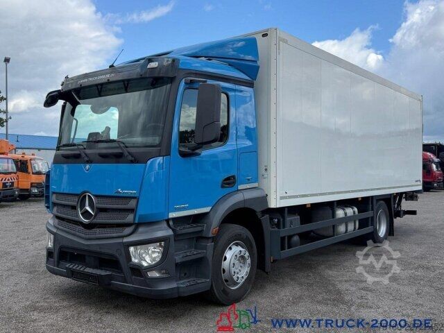Kutu kamyonu Mercedes-Benz Antos 1830 Isolierter Koffer 7.40m LBW 1.5t.