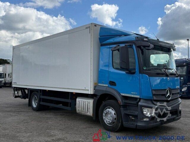 Kutu kamyonu Mercedes-Benz Antos 1830 Isolierter Koffer 7.40m LBW 1.5t.