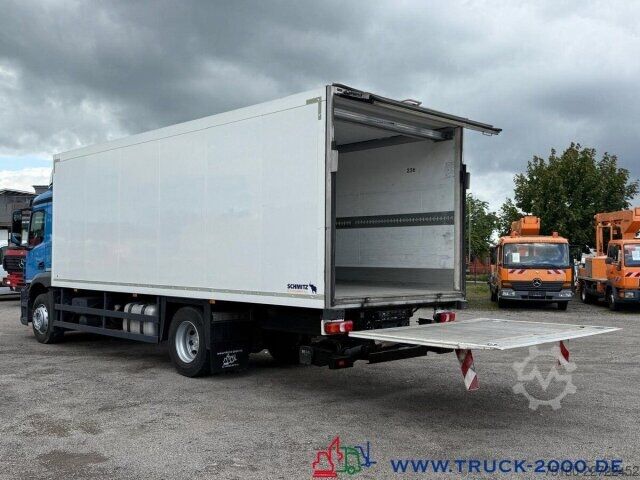 Kutu kamyonu Mercedes-Benz Antos 1830 Isolierter Koffer 7.40m LBW 1.5t.