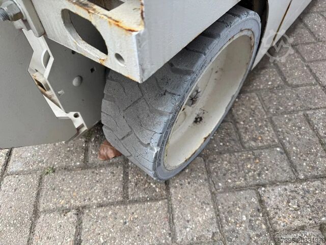 Saxlift Genie GS2632 Hoogwerker Schaarhoogwerker