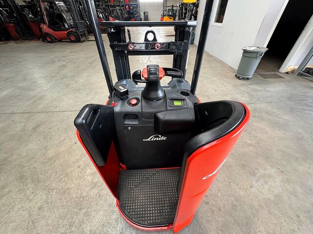 Počáteční náboj elektro 5 795 mth Linde D12 HPSP