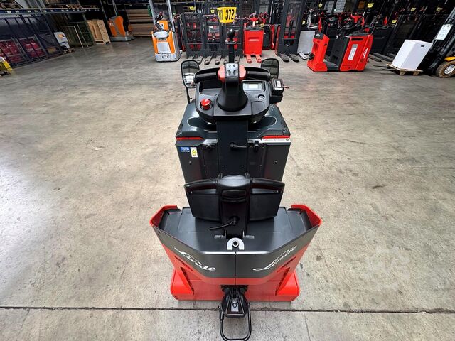 S+UVV 07/27 Elektro 5 000 kg tažná síla Linde P 50