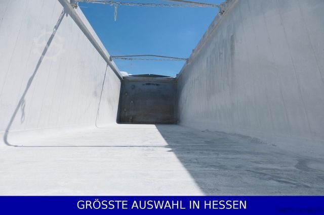 Semiremorcă basculantă SCHMITZ CARGOBULL Agrar 50m³ Leergewicht 5,8t Miete ¤69.- je Tag