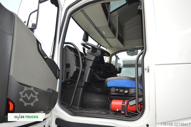 Standaard trekker VOLVO FH 500 XL i-ParkCool ACC Side Skirts