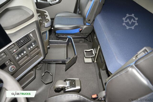 Tractor estándar VOLVO FH 500 Globetrotter XL I-ParkCool ACC