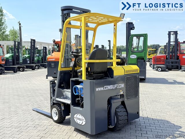 čtyřcestný vysokozdvižný vozík Combilift CB3000 GAS DUPLEX 4000MM POSITIONER
