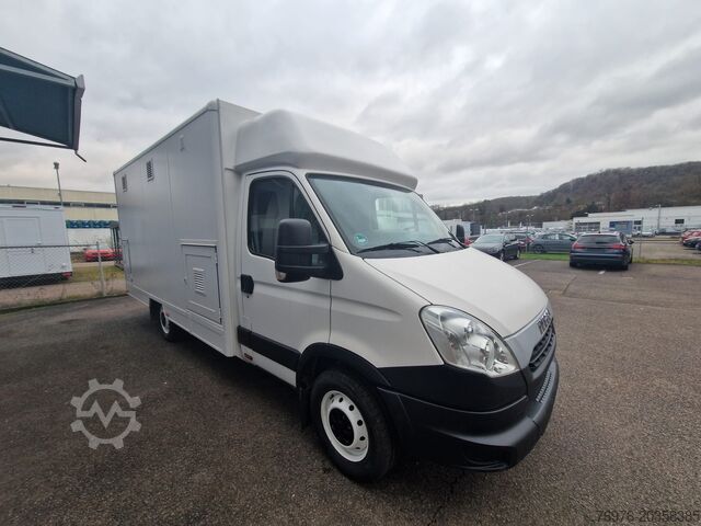 Verkoopwagen, foodtruck, snackwagen Iveco Food Truck, Imbisswagen, Küche ist Neu