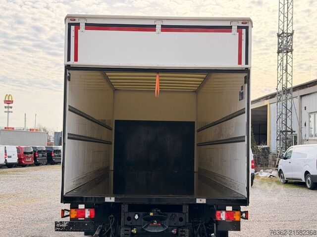 Vrachtwagen met bakwagen MAN TGL 12.250 BL 4X2 Koffer+LBW*AHK*KLIMA*K