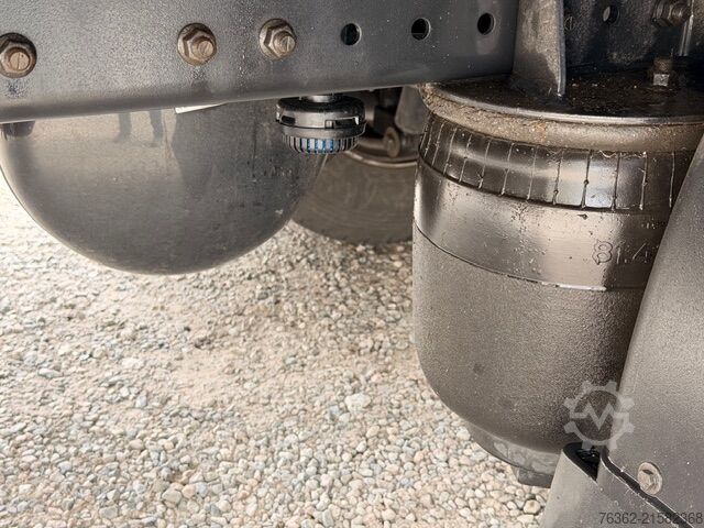 Vrachtwagen met bakwagen MAN TGL 12.250 BL 4X2 Koffer+LBW*AHK*KLIMA*K