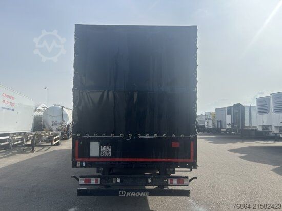 Öppen semitrailer med kapell KRONE SD PLANENAUFLIEGER LIFTACHSE, KRONE-ACHSE, PALETTENKASTEN, EDSCHA-VERDECK MEHRERE EINHEITEN