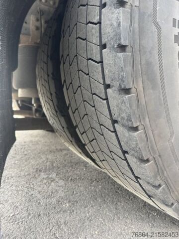 Koelwagen IVECO EUROCARGO 180-280 TIEFKüHLER, CARRIER SUPRA 1250, 2 STüCK