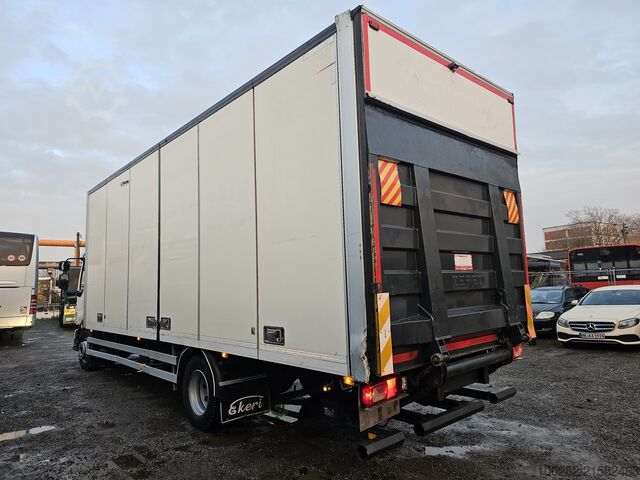 Vrachtwagen met bakwagen Volvo FL 240 4x2 16tons Seitentüren Koff