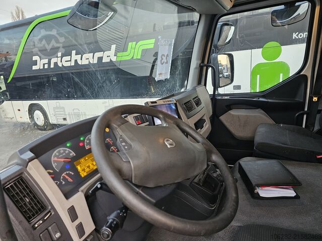 Vrachtwagen met bakwagen Volvo FL 240 4x2 16tons Seitentüren Koff