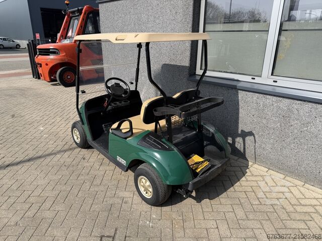 EZGO Golfkar Golfcar Elektrisch 2 Zits 2016 Inc Lader EZGO Golfcar Elektrisch 2 Zits 2016 Inc Lader