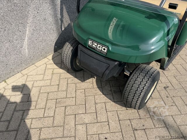 EZGO Golfkar Golfcar Elektrisch 2 Zits 2016 Inc Lader EZGO Golfcar Elektrisch 2 Zits 2016 Inc Lader