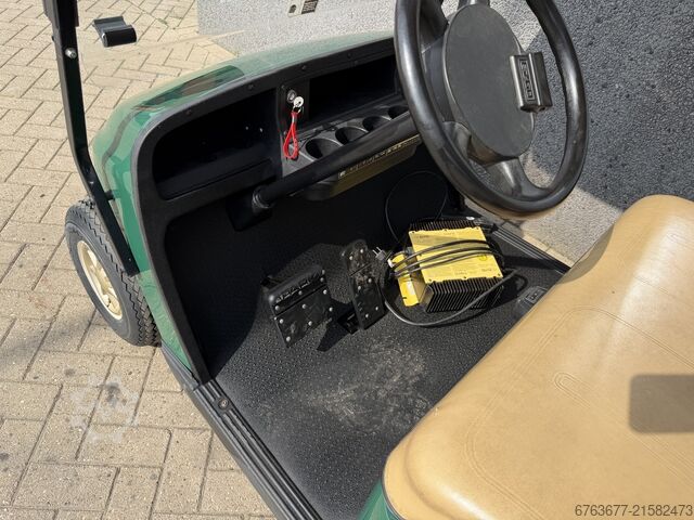 EZGO Golfkar Golfcar Elektrisch 2 Zits 2016 Inc Lader EZGO Golfcar Elektrisch 2 Zits 2016 Inc Lader