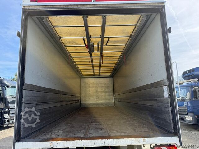 Autocarro per bevande MERCEDES-BENZ ACTROS 2545 L Getränkekoffer 8,15 m LBW 2 T*LENK