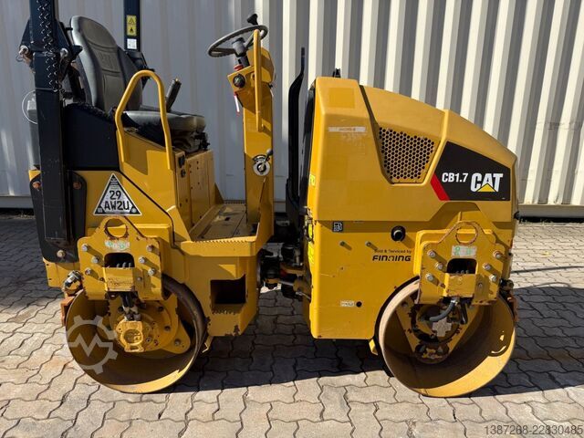 Cilindru compactor cu tambur simplu CATERPILLAR CB1.7 / 2019 BJ / 430 Stunden