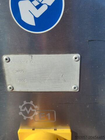 Vleesverwerkingsmachine STILLER 1200 D