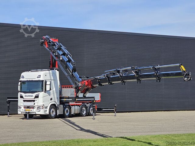 Standaard-SZM Scania R590 V8 8x2 / HMF 9520 - JIB - WINCH / TRACTOR