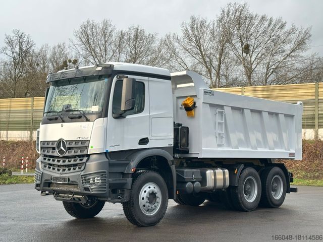 ▷ Used Mercedes Benz Dump Truck for sale on Werktuigen