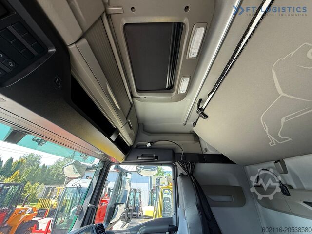 Caminhão com lona MAN 18.470 / 19 PALLETS / NEW MODEL