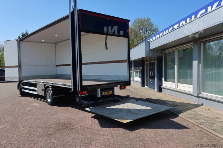 Valise Renault D240 4X2 Bak met deuren 9 Klep 2.000 kg. Black ...