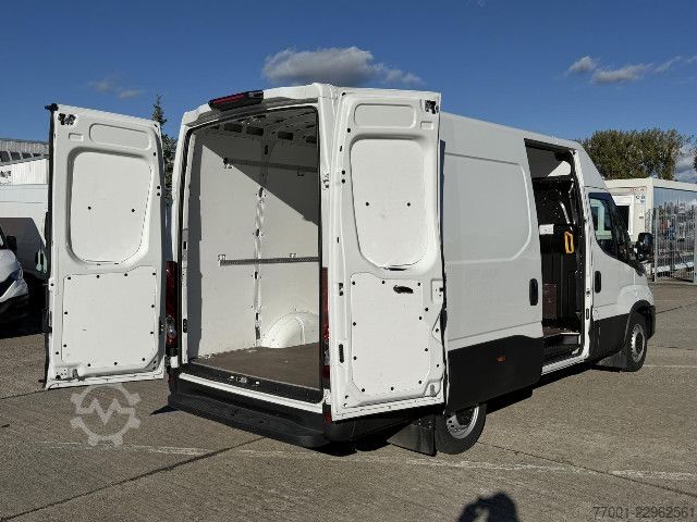 Κλειστό βαν IVECO 35S16V Klima / Kamera / Tempomat