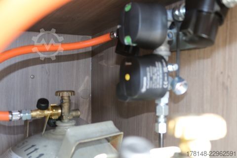 Półzintegrowany kamper Carado T 447 Pro+