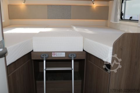 Półzintegrowany kamper Carado T 447 Pro+
