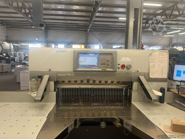 Máquina de corte de papel Polar Mohr 115 XT cutter Jogger Elevator
