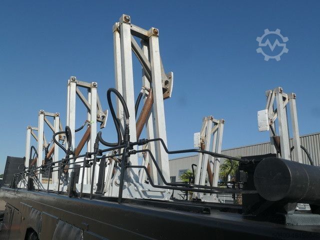 Poluprikolica LANGENDORF Innenlader, 7,7mtr., Hydr. Palettenverriegelung