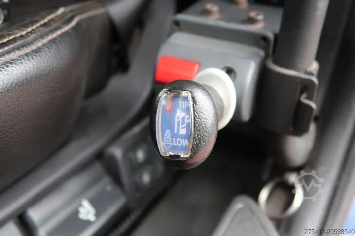 Padrão-SZM Scania P500 6x2/ FULL AIR/ HYDRAULIC/ LEATHER/ 2.950 W...