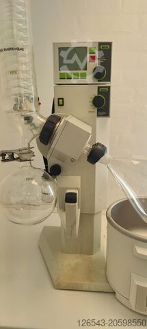 Büchi Rotavapor R-210 & 2 chillers Julabo Büchi Rotavapor R-210