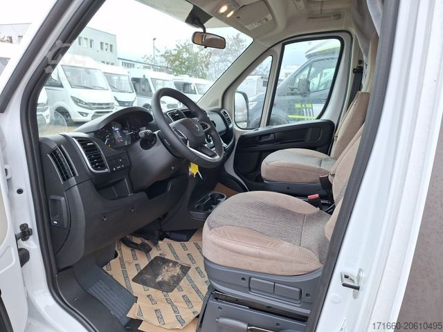 Τροχόσπιτο με προεξοχή (alcove) CARADO pro A 464