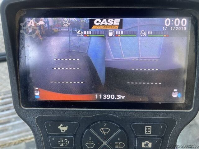 Pásové rypadlo CASE CX 300 D       2017