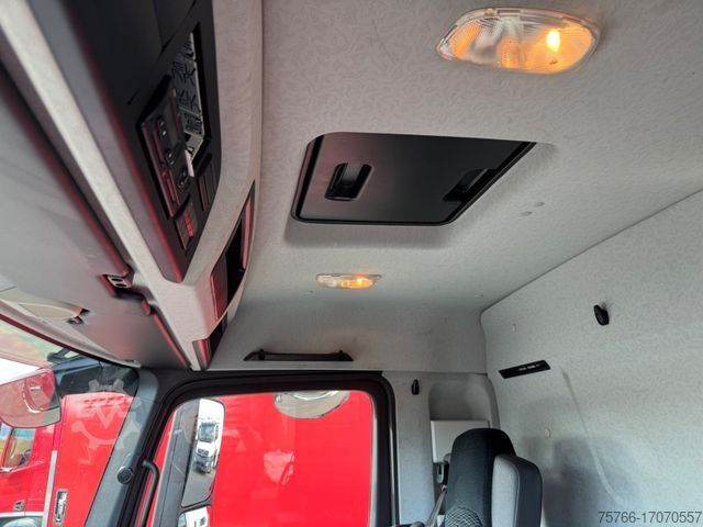 Drankentruck MERCEDES-BENZ ANTOS 2527  / LBW / 2 x AHK / LENKACHSE / 18 PAL