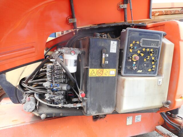 Telescopisch werkplatform JLG 600 AJ ( 20,5m )