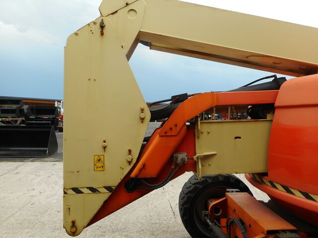 Telescopisch werkplatform JLG 600 AJ ( 20,5m )
