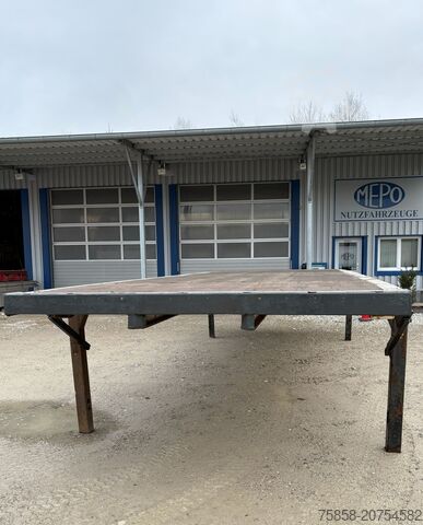 Byttekarosseri åbent Krone 7,82m Baustoff Brücken Zurringe Kranbar