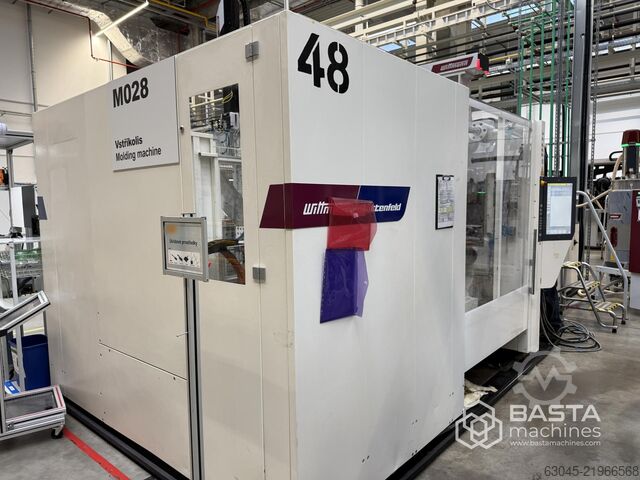 Battenfeld MacroPower 700/2250 UNILOG B8 Wittmann Battenfeld MacroPower 700/2250 UNILOG B8